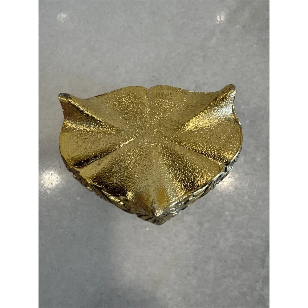 Vtg Heart Shape Trinket Box Gold‎ Filigree 3 Footed Jewelry Valentine